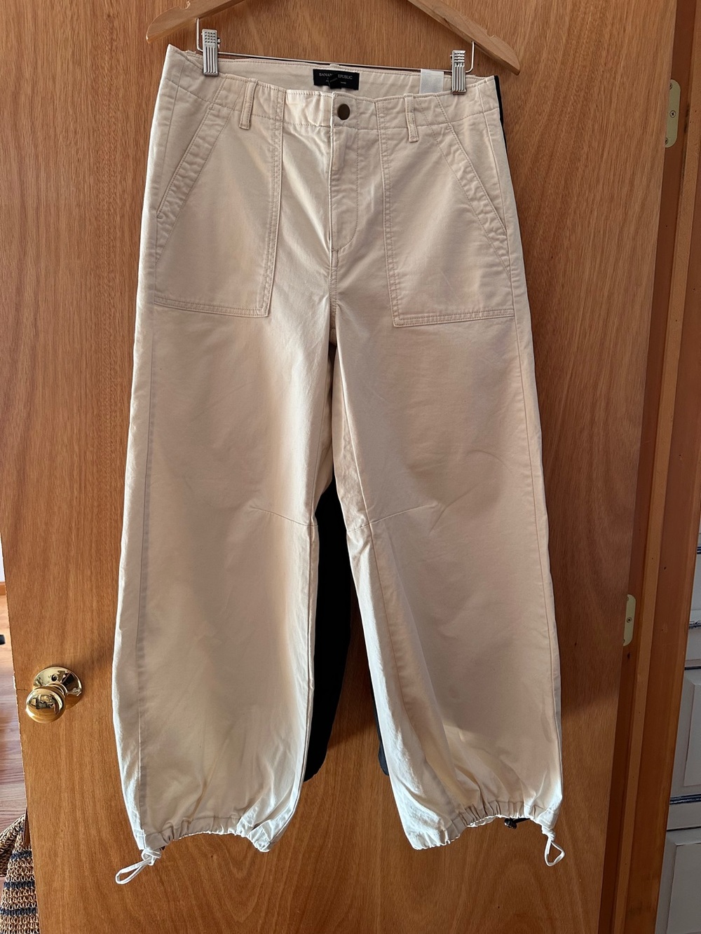 Banana Republic Classic High Waist Chino Pants, light khaki, M